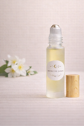 Roll-on huile essentielle de jasmin MoonRose, 10 ml, flacon avec applicateur roll-on, parfum floral délicat et naturel.